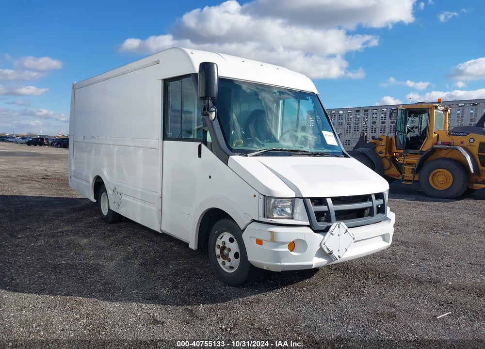 2013 ISUZU COMMERCIAL VAN VIN: JALB4T177D7W00780