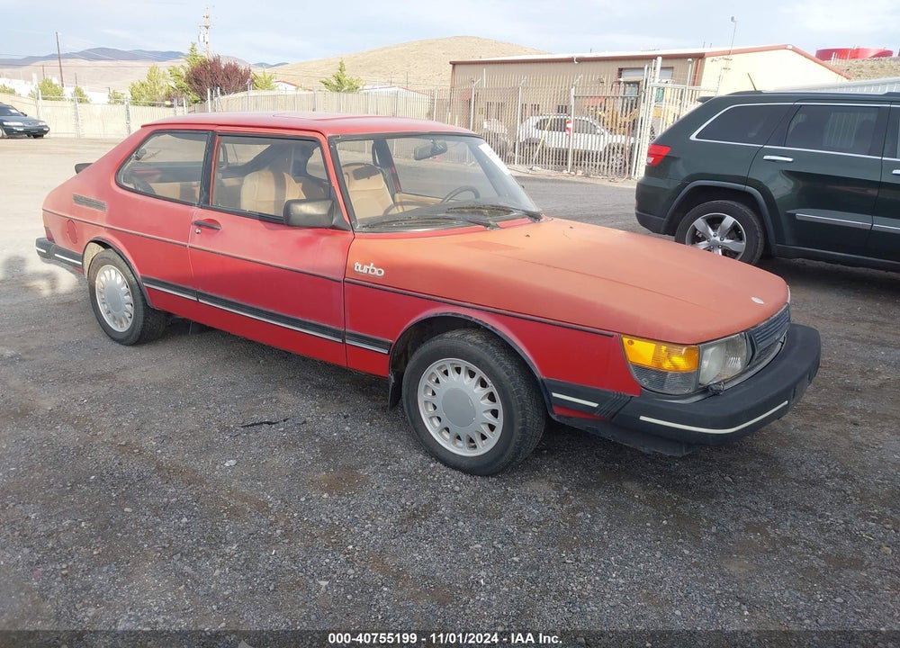 1985 SAAB 900 VIN: YS3AT35L5F1020661