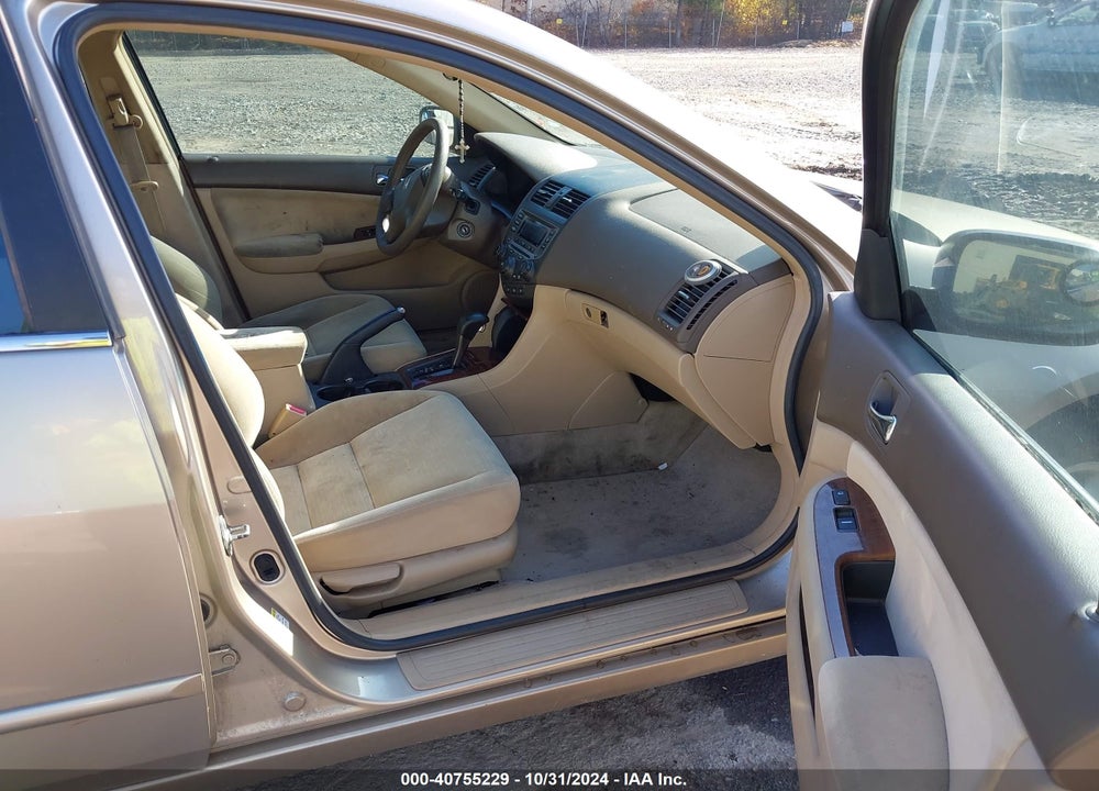 2007 HONDA ACCORD 2.4 EX VIN: 1HGCM56757A083272