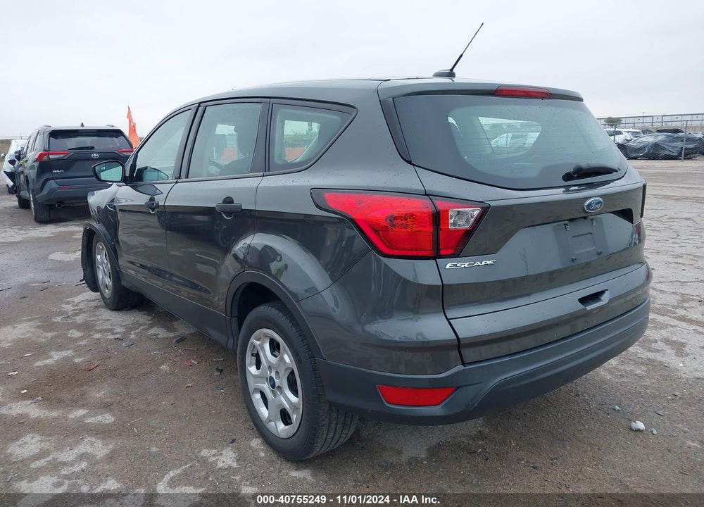 2019 FORD ESCAPE S VIN: 1FMCU0F71KUB85768