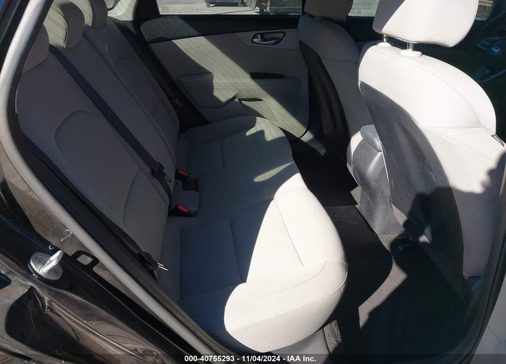 2019 KIA FORTE LXS VIN: 3KPF24AD3KE020606