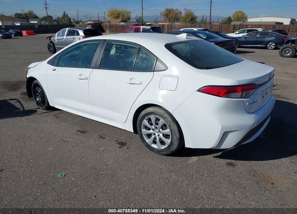 2022 TOYOTA COROLLA LE VIN: 5YFEPMAE8NP325401
