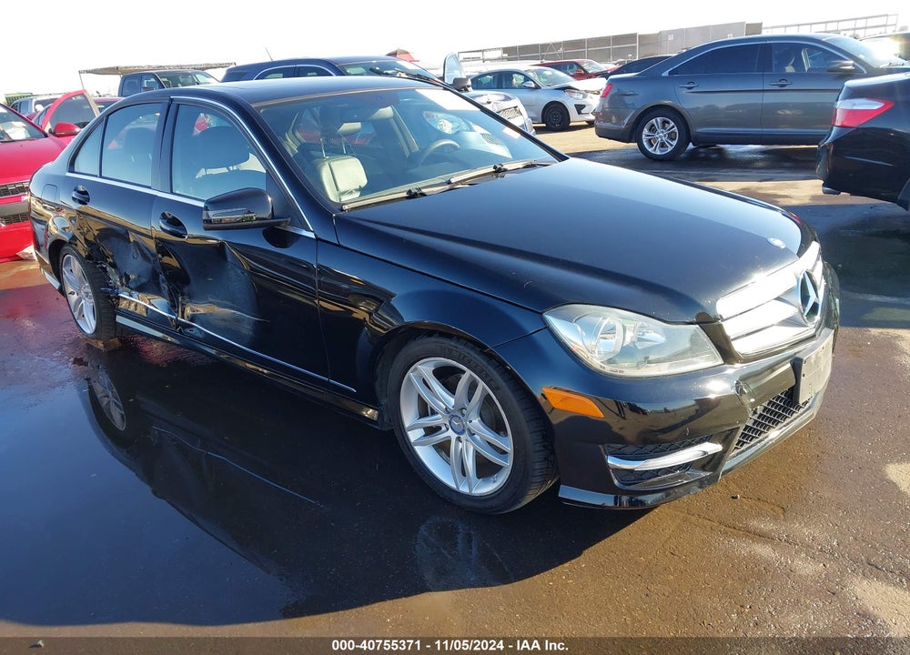 2012 MERCEDES-BENZ C 300 LUXURY 4MATIC/SPORT 4MATIC VIN: WDDGF8BB9CR224142
