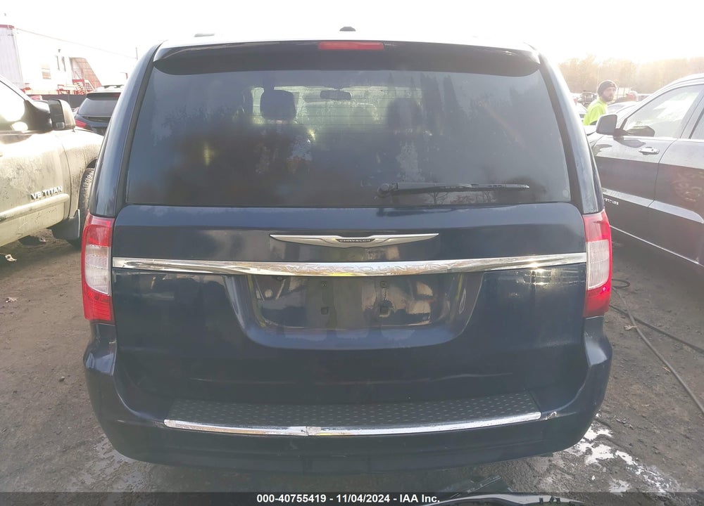 2015 CHRYSLER TOWN & COUNTRY TOURING VIN: 2C4RC1BG4FR610318