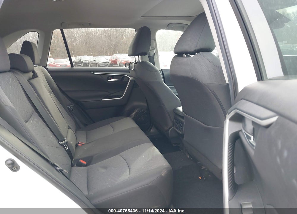 2020 TOYOTA RAV4 XLE VIN: 2T3P1RFV4LW097576
