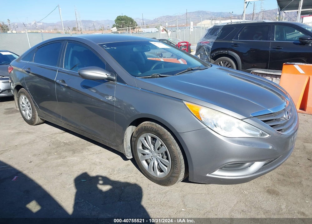 2013 HYUNDAI SONATA GLS VIN: 5NPEB4ACXDH606401