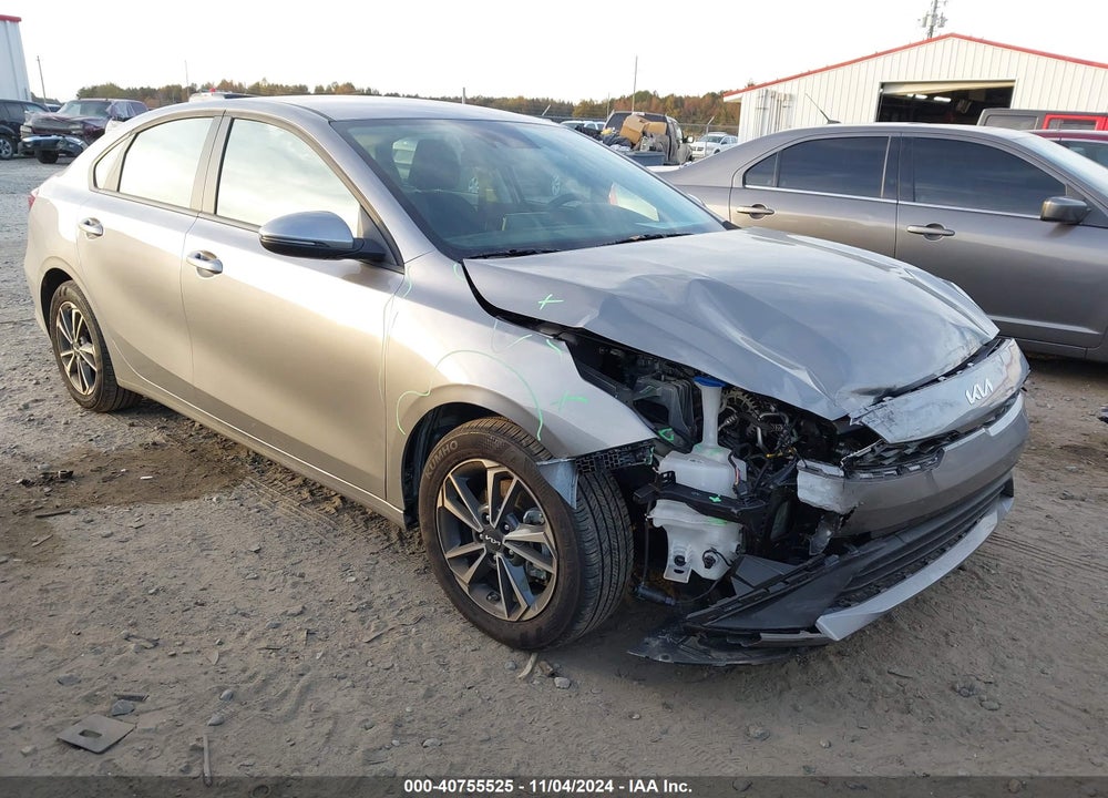 2024 KIA FORTE LXS VIN: 3KPF24AD1RE757619
