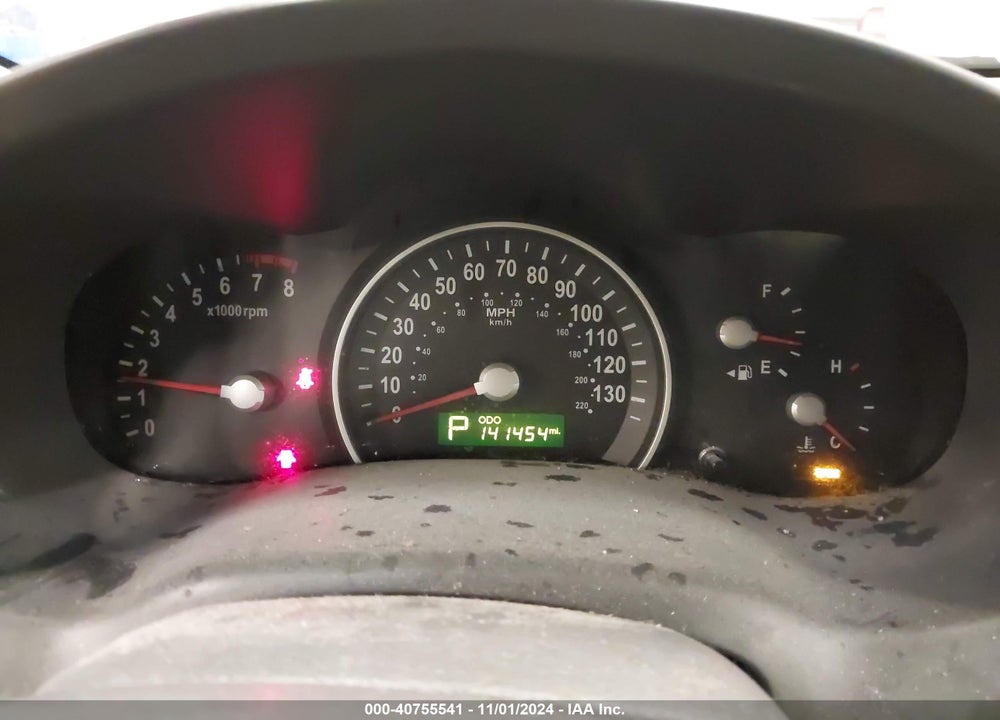 2011 KIA SEDONA LX VIN: KNDMG4C79B6377925
