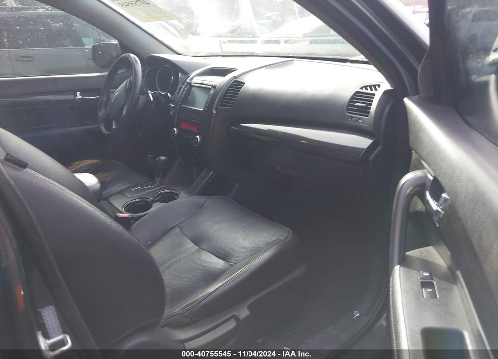 2011 KIA SORENTO EX V6 VIN: 5XYKUDA25BG114867