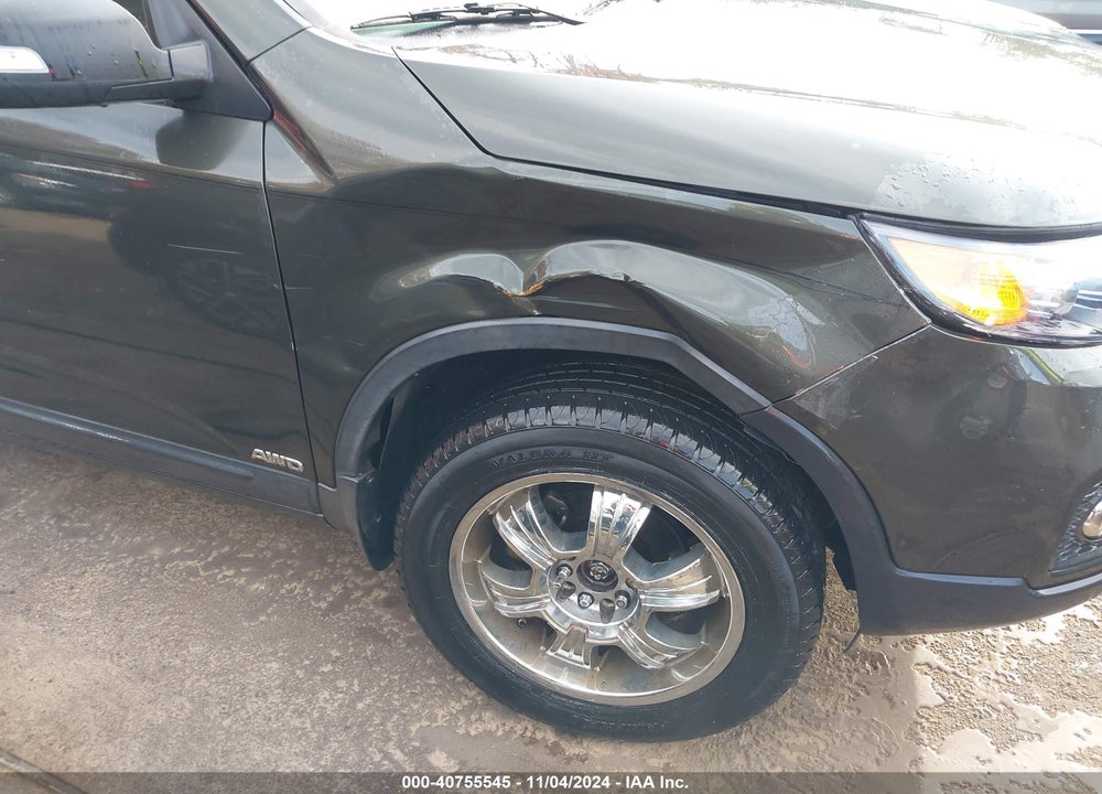 2011 KIA SORENTO EX V6 VIN: 5XYKUDA25BG114867