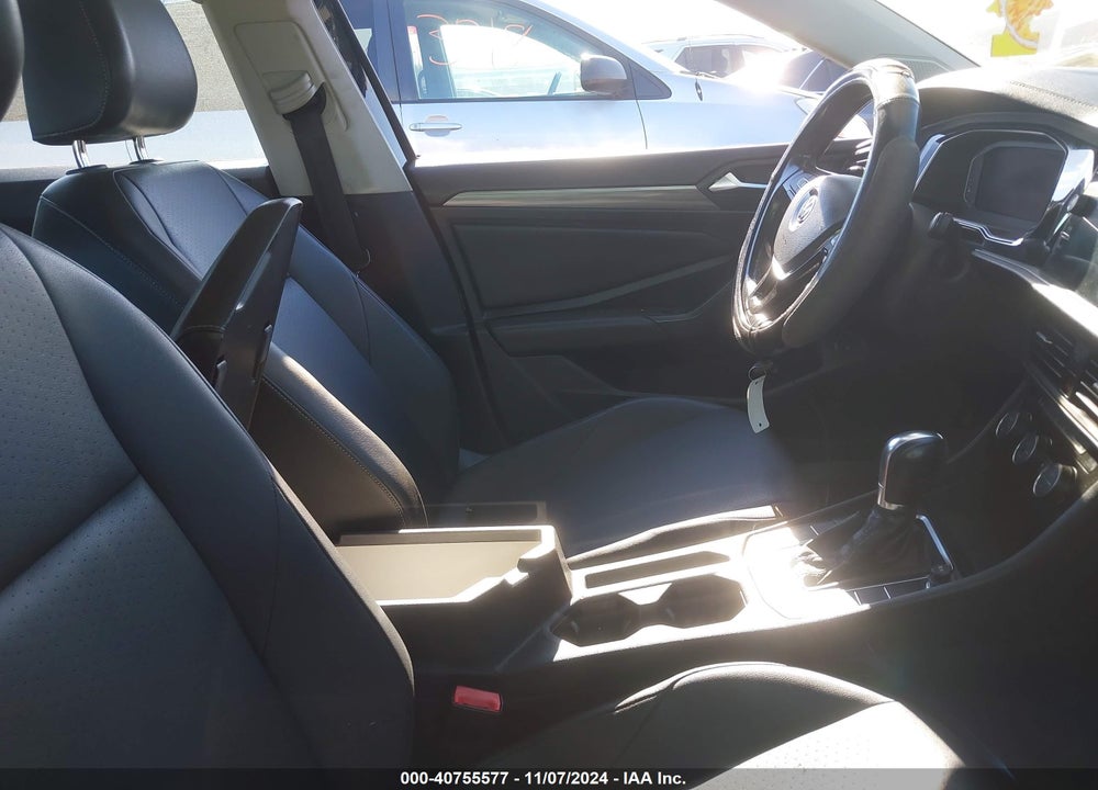 2019 VOLKSWAGEN JETTA 1.4T SEL VIN: 3VWE57BU7KM116695