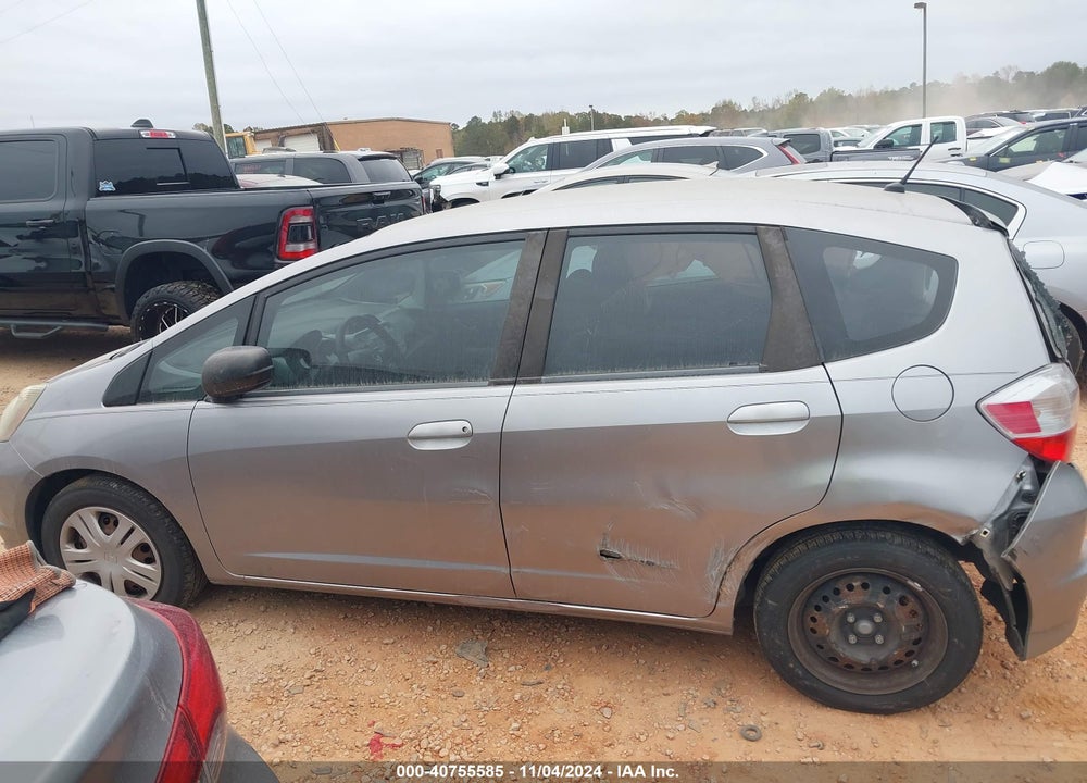 2009 HONDA FIT VIN: JHMGE88249S038531