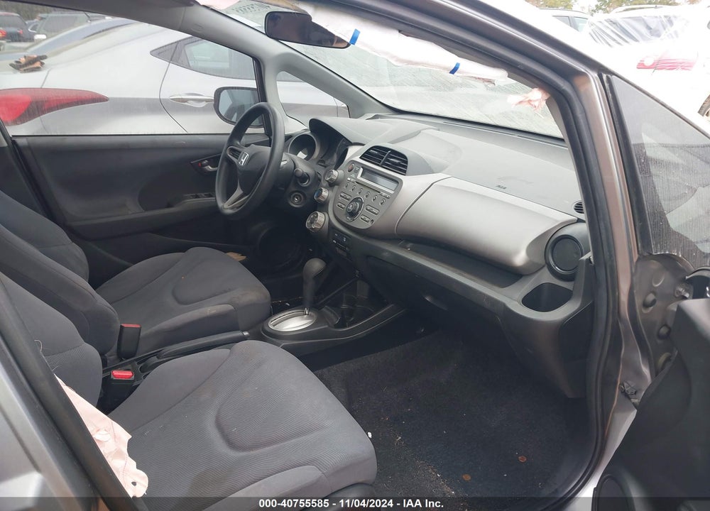 2009 HONDA FIT VIN: JHMGE88249S038531