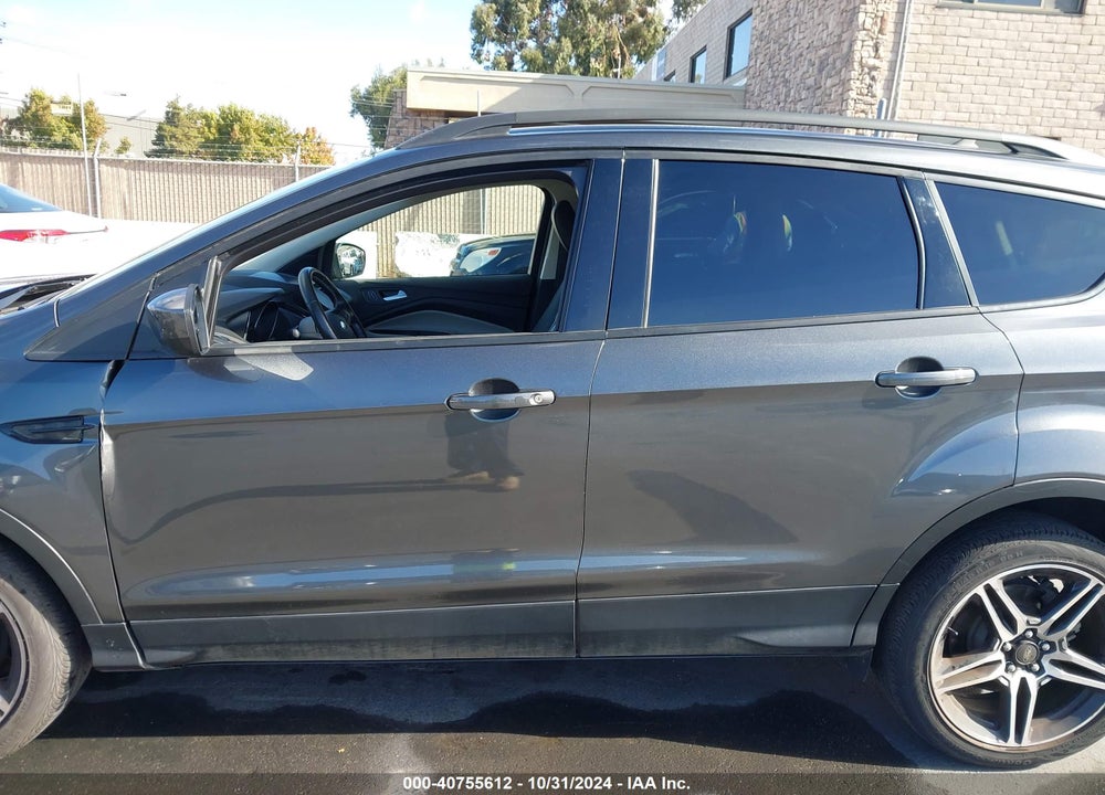 2019 FORD ESCAPE SEL VIN: 1FMCU0HD8KUB86855