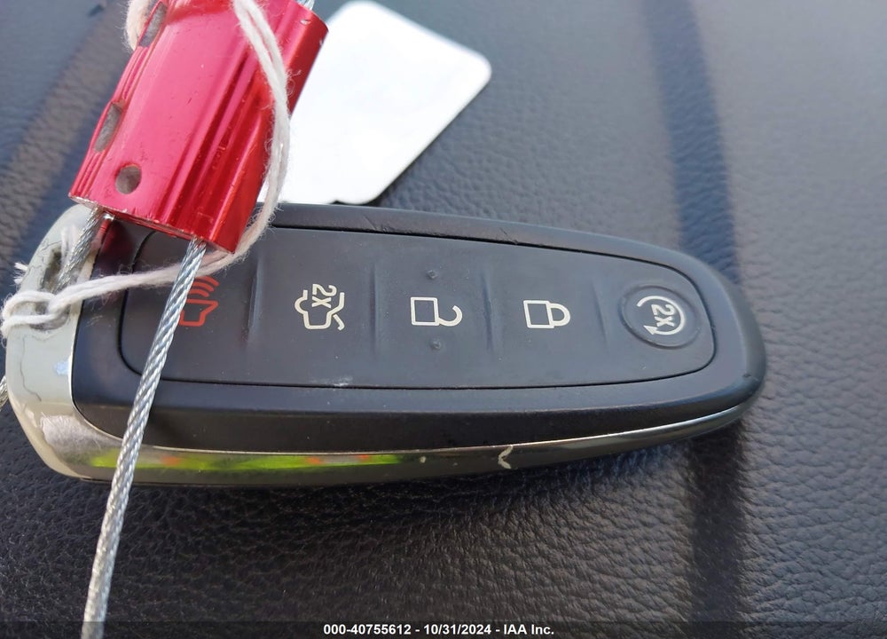 2019 FORD ESCAPE SEL VIN: 1FMCU0HD8KUB86855