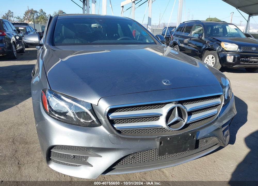 2019 MERCEDES-BENZ E 300 VIN: WDDZF4JB4KA581261