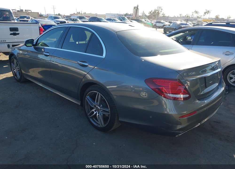 2019 MERCEDES-BENZ E 300 VIN: WDDZF4JB4KA581261