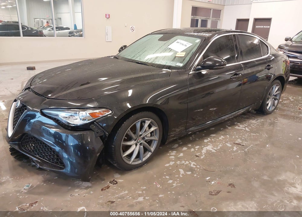 2017 ALFA ROMEO GIULIA AWD VIN: ZARFAEDN2H7528609
