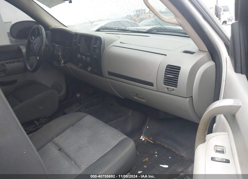 2008 GMC SIERRA 1500 WORK TRUCK VIN: 1GTEK19C88Z247714