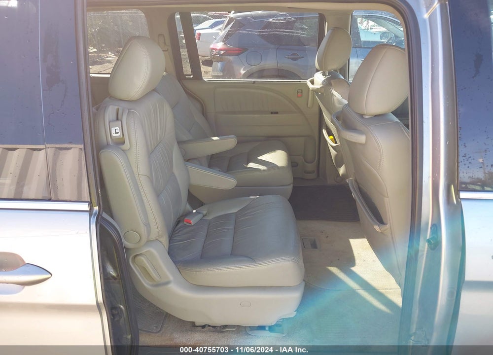 2008 HONDA ODYSSEY EX-L VIN: 5FNRL38688B108484
