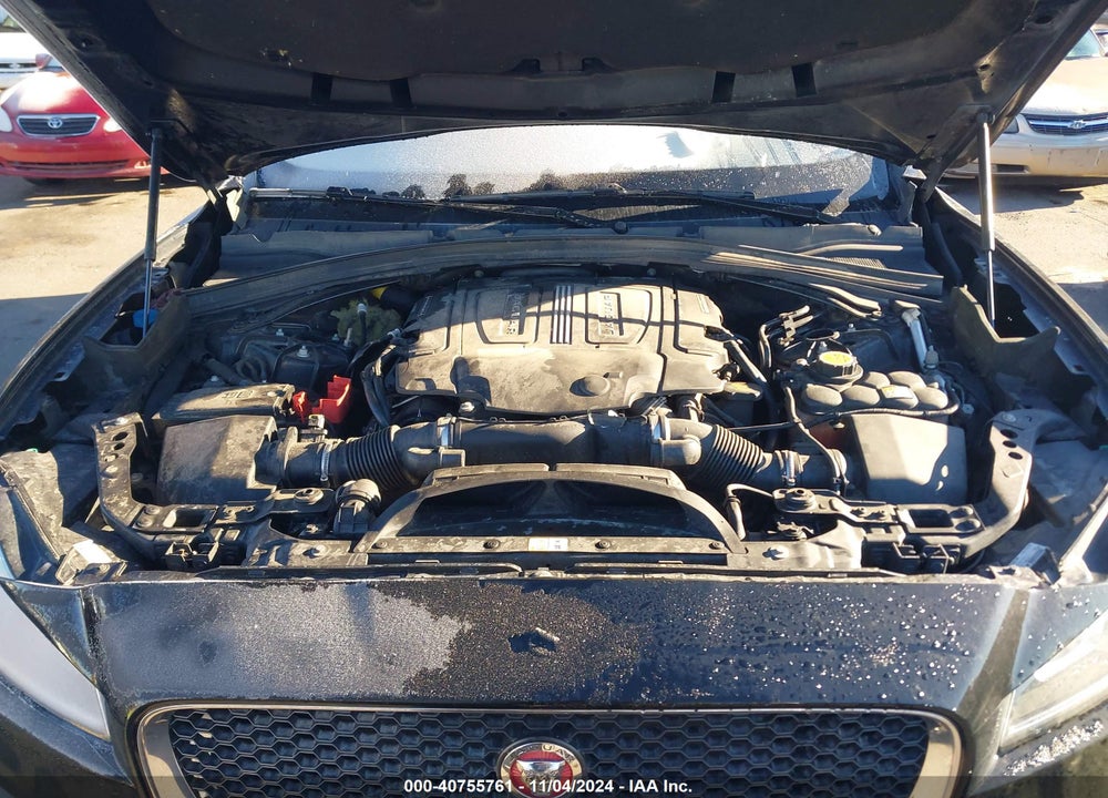 2017 JAGUAR F-PACE PREMIUM VIN: SADCJ2BV4HA499734
