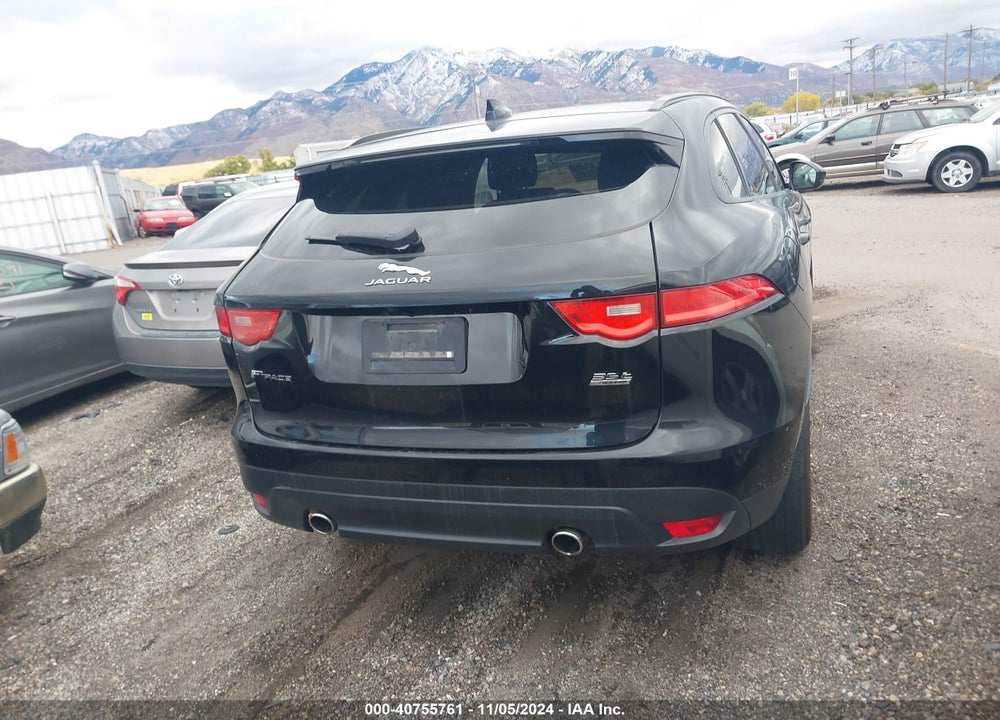 2017 JAGUAR F-PACE PREMIUM VIN: SADCJ2BV4HA499734