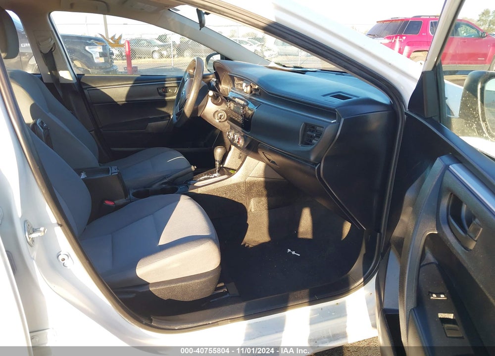 2015 TOYOTA COROLLA L VIN: 5YFBURHE2FP261713