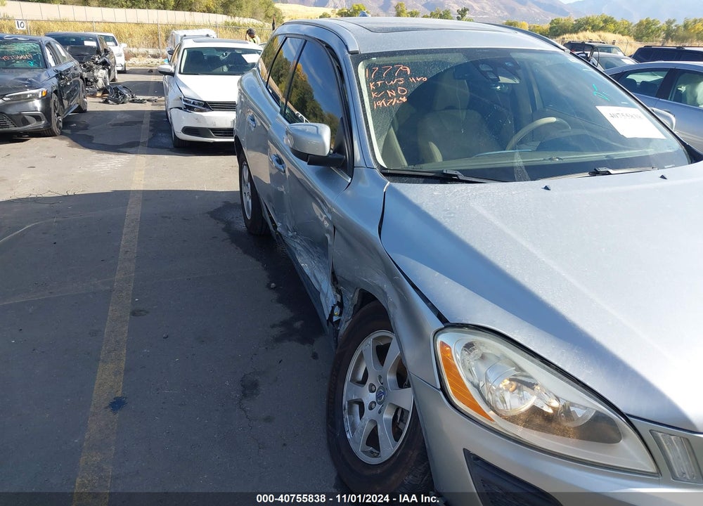 2011 VOLVO XC60 3.2 VIN: YV4952DL1B2178108