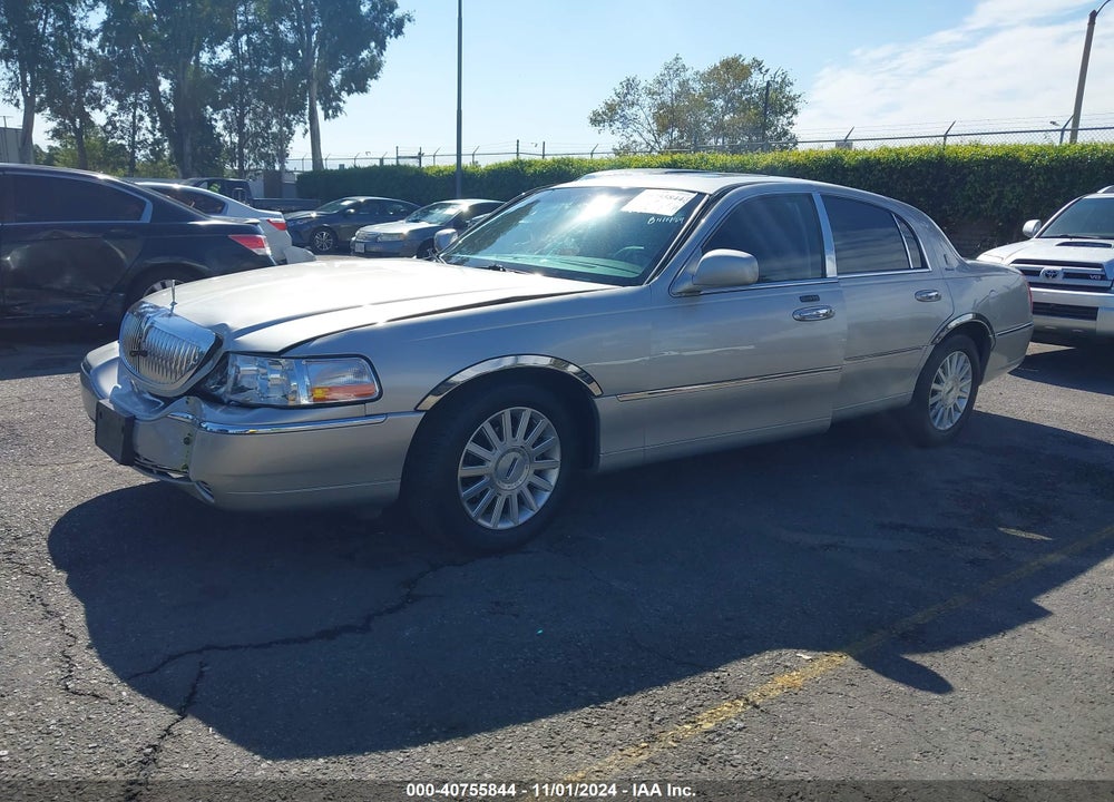 2004 LINCOLN TOWN CAR ULTIMATE VIN: 1LNHM83W04Y643778