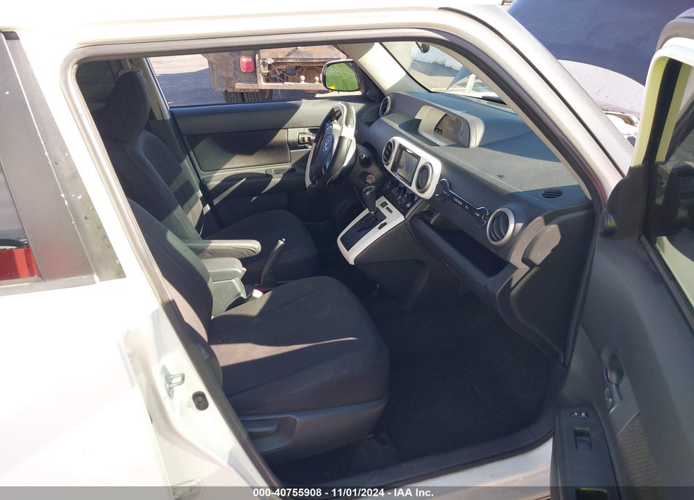 2010 SCION XB VIN: JTLZE4FE5A1104471