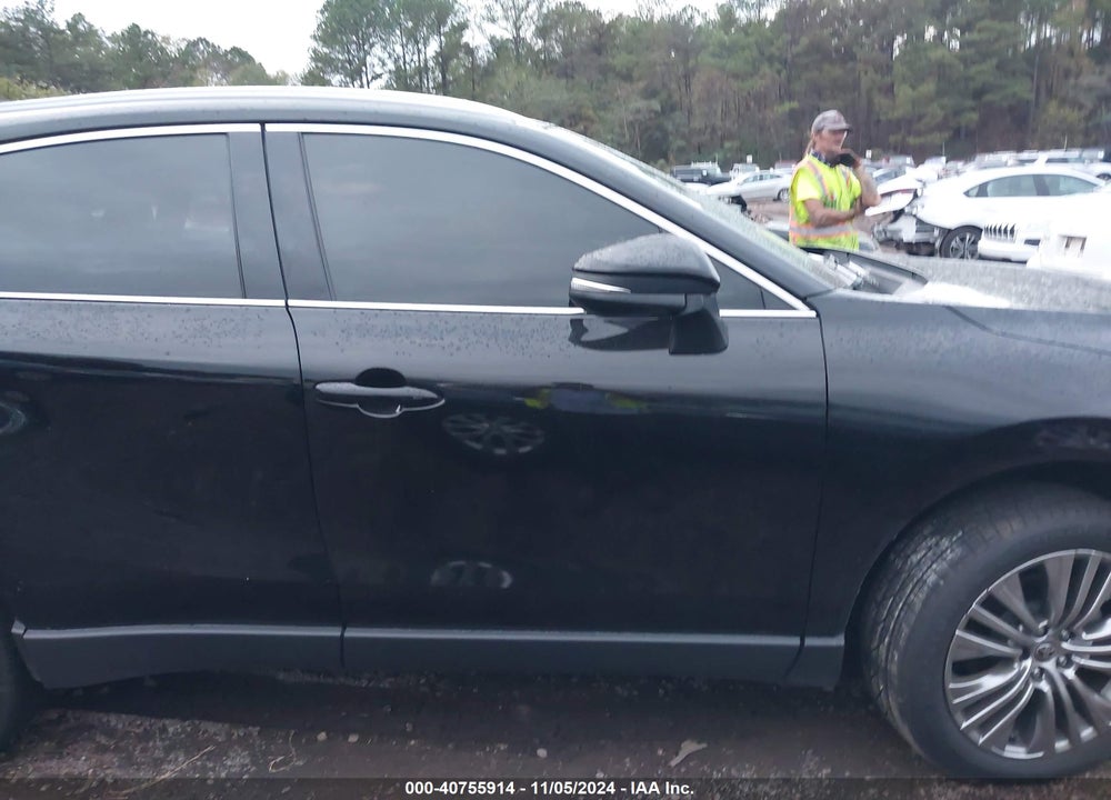 2022 TOYOTA VENZA XLE VIN: JTEAAAAH3NJ092312