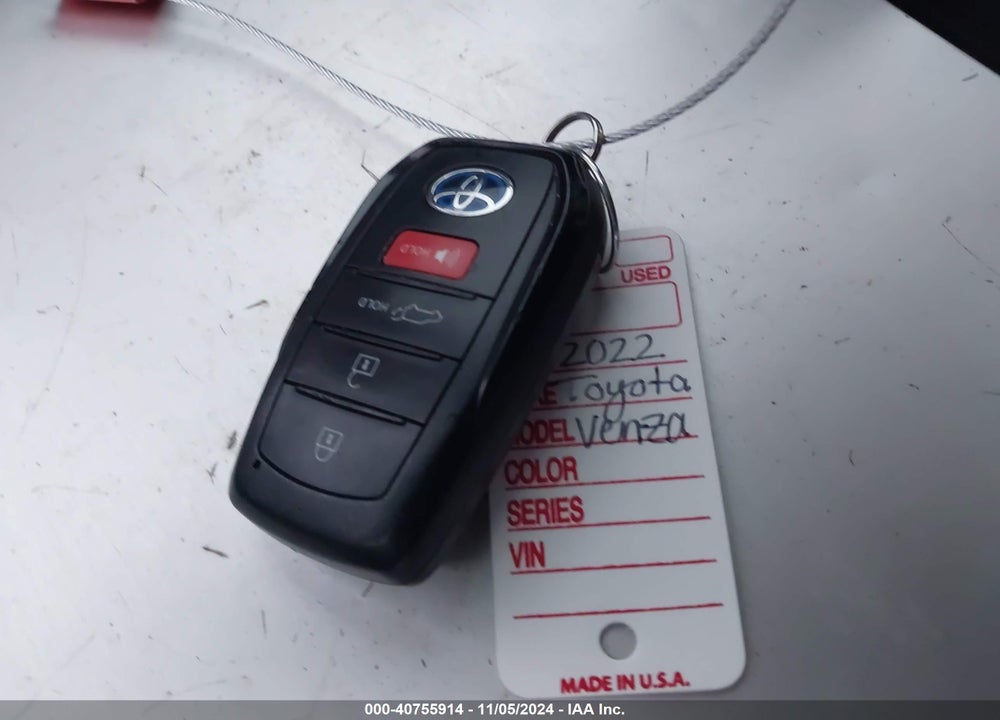 2022 TOYOTA VENZA XLE VIN: JTEAAAAH3NJ092312