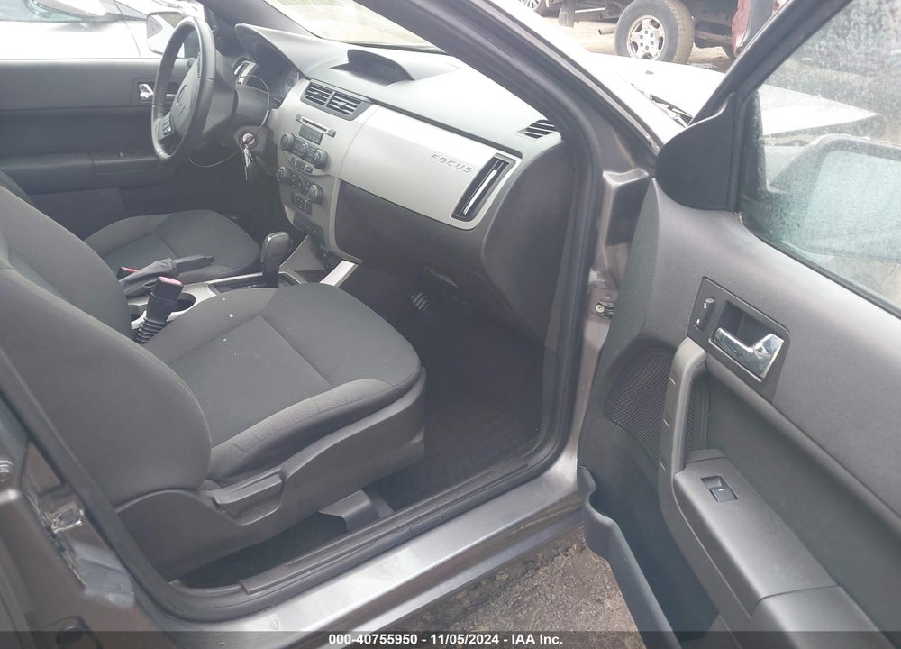 2010 FORD FOCUS SES VIN: 1FAHP3GNXAW230604