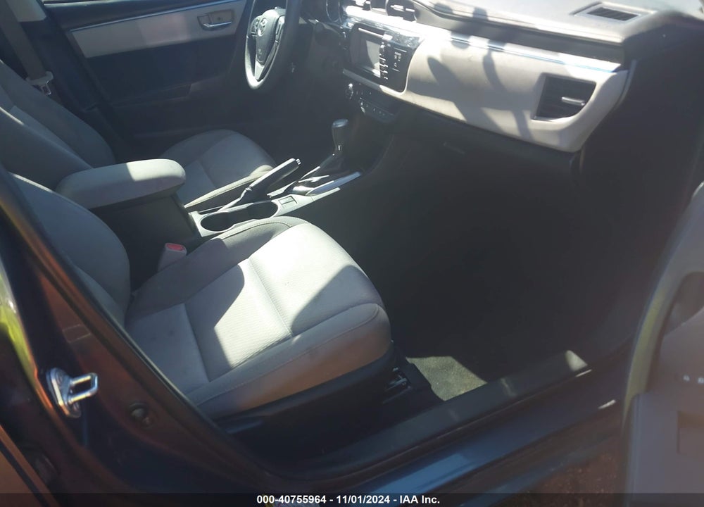 2014 TOYOTA COROLLA LE VIN: 5YFBURHE9EP055402