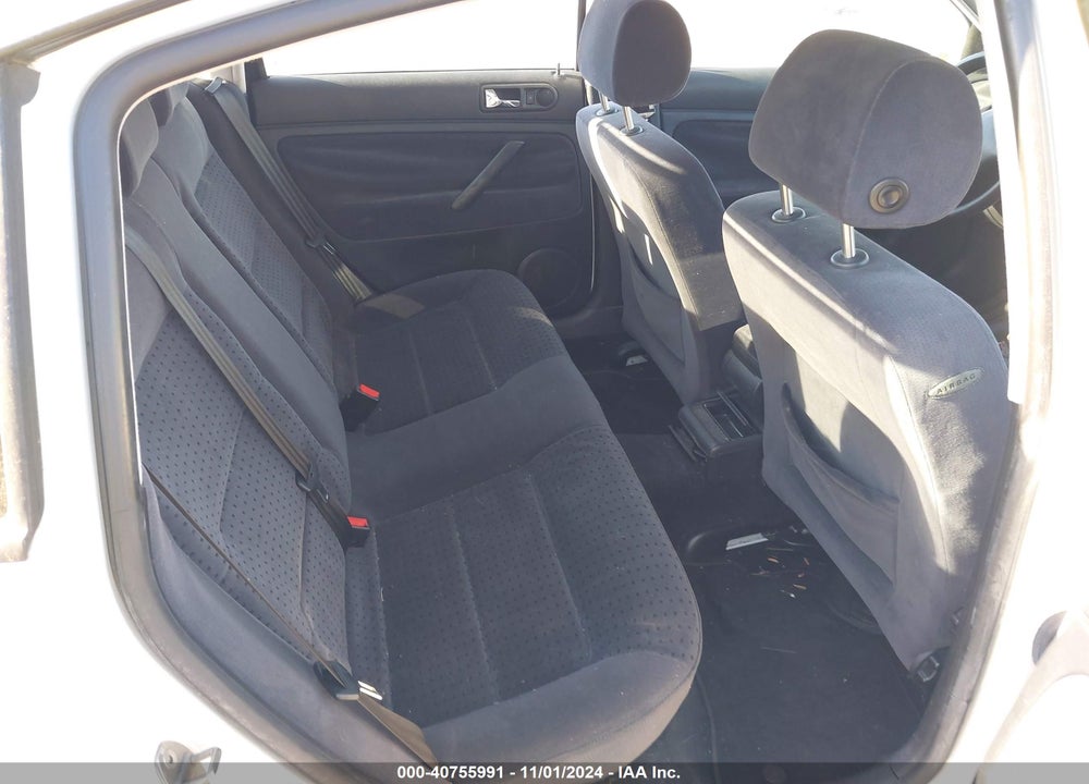 2000 VOLKSWAGEN PASSAT GLS VIN: WVWMA23B4YP216363