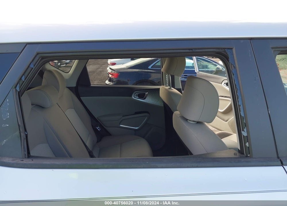 2020 KIA SOUL LX VIN: KNDJ23AU2L7075148