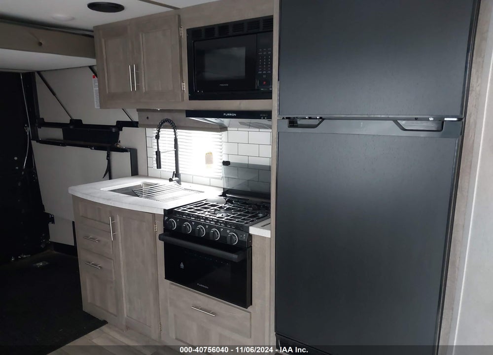 2022 FOREST RIVER OTHER VIN: 5ZT2XLPB0NZ794979