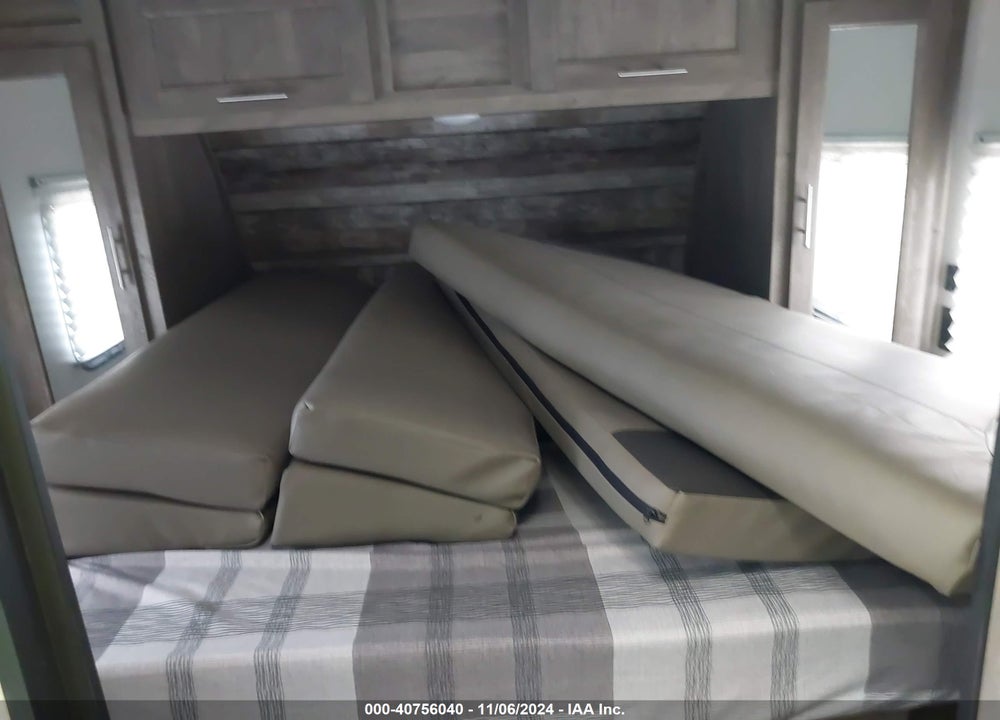 2022 FOREST RIVER OTHER VIN: 5ZT2XLPB0NZ794979