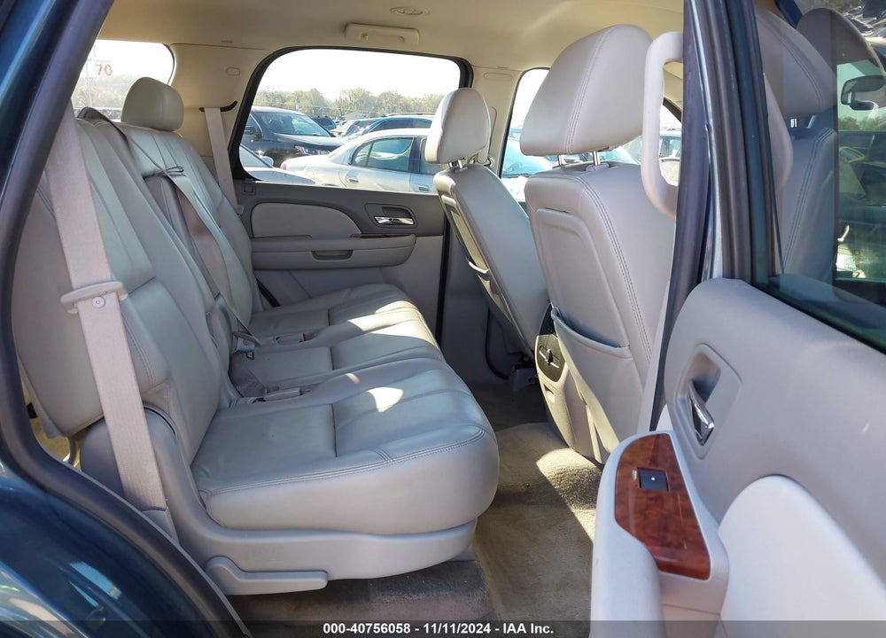 2009 GMC YUKON SLT2 VIN: 1GKFK33049R248055