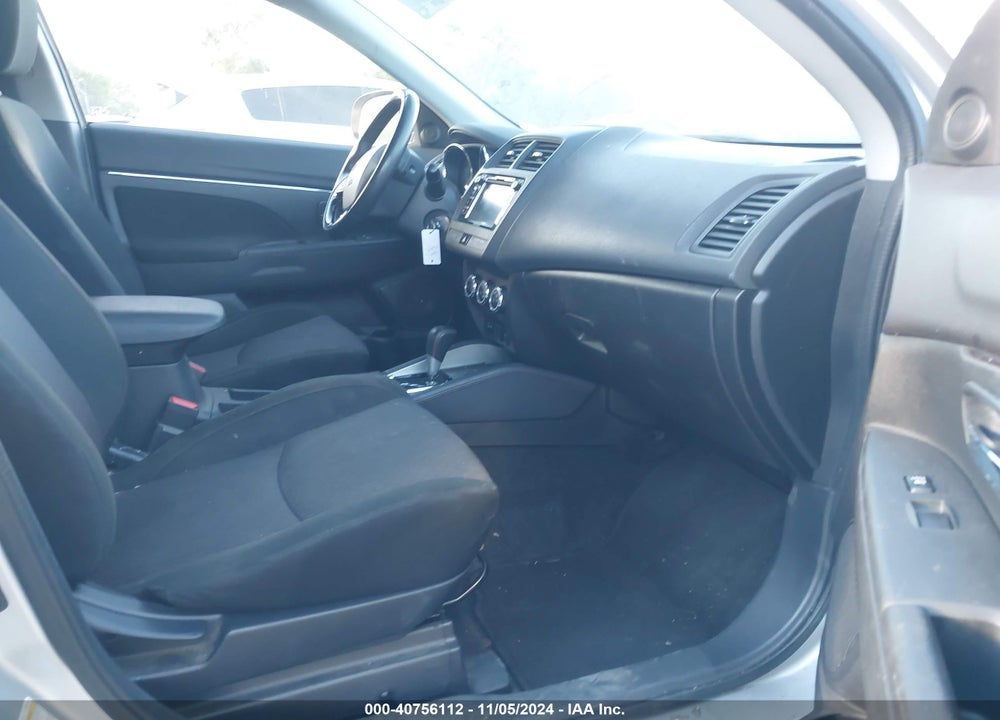 2018 MITSUBISHI OUTLANDER SPORT 2.0 LE VIN: JA4AR3AU3JZ030890