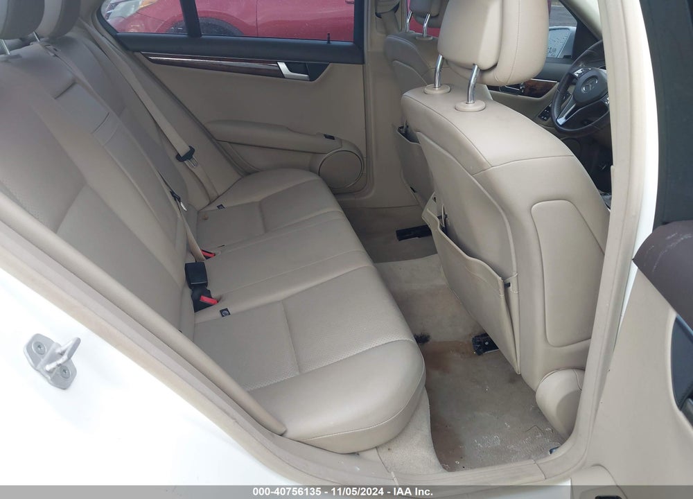 2014 MERCEDES-BENZ C-CLASS C 250 SPORT/LUXURY VIN: WDDGF4HB3EG204967