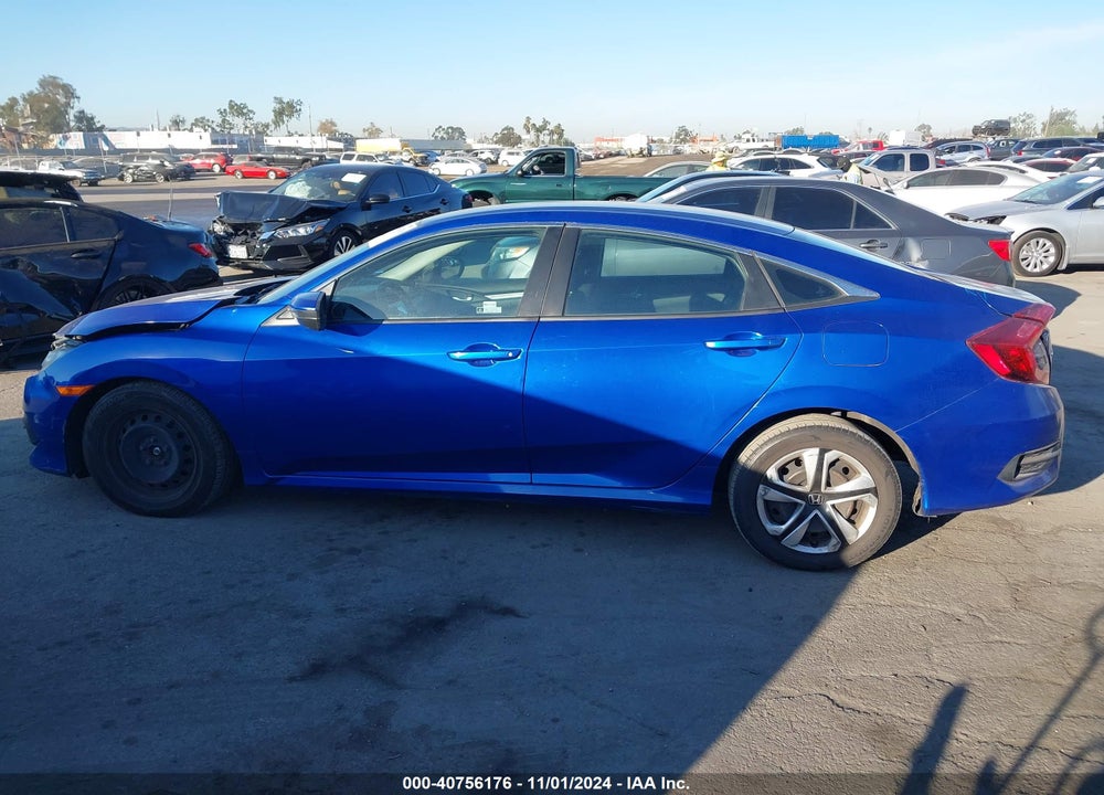 2018 HONDA CIVIC LX VIN: 2HGFC2F51JH558910