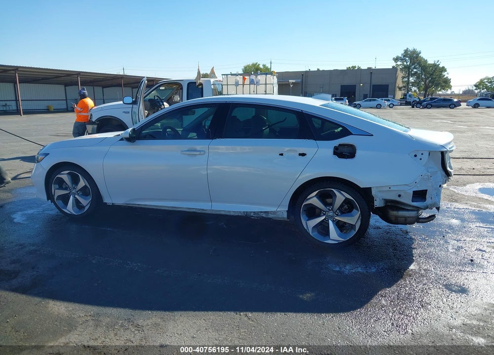 2018 HONDA ACCORD TOURING 2.0T VIN: 1HGCV2F95JA005725