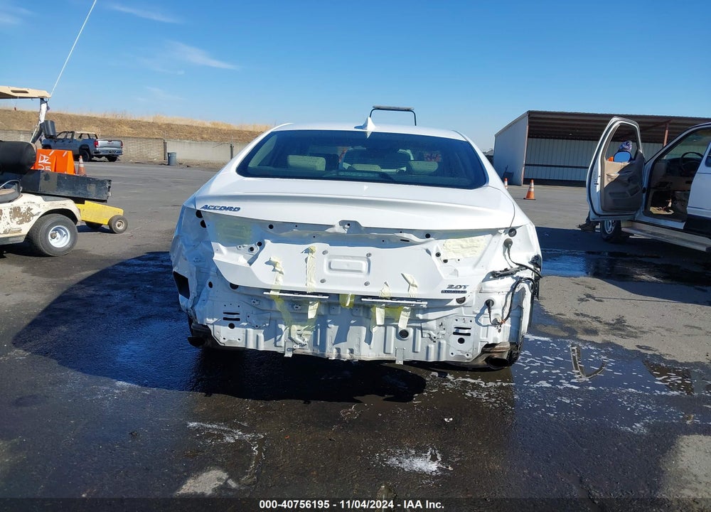 2018 HONDA ACCORD TOURING 2.0T VIN: 1HGCV2F95JA005725