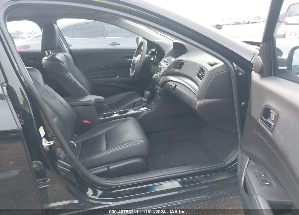 2013 ACURA ILX 2.0L VIN: 19VDE1F79DE015213