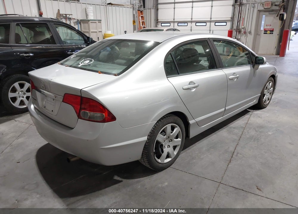 2009 HONDA CIVIC LX VIN: 1HGFA16579L028696