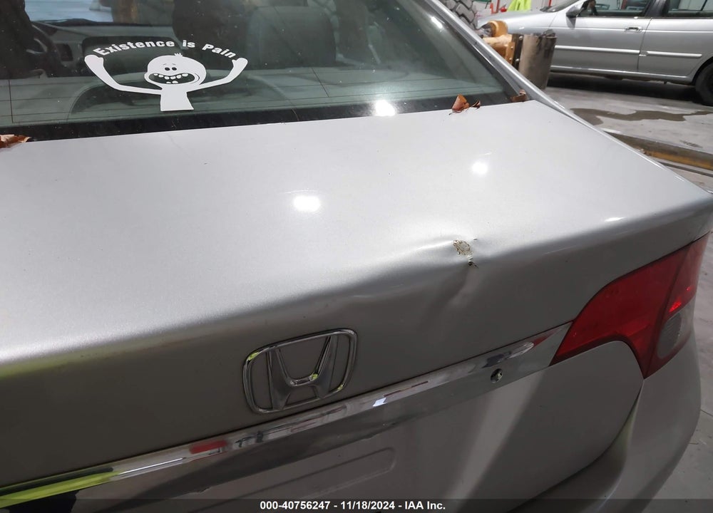 2009 HONDA CIVIC LX VIN: 1HGFA16579L028696