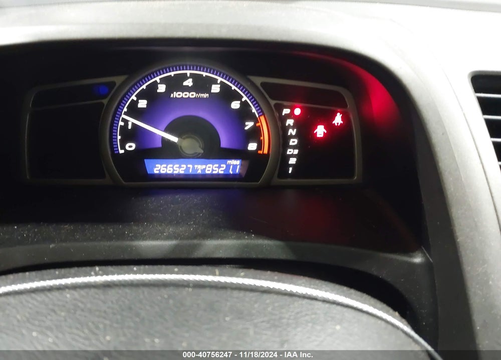 2009 HONDA CIVIC LX VIN: 1HGFA16579L028696