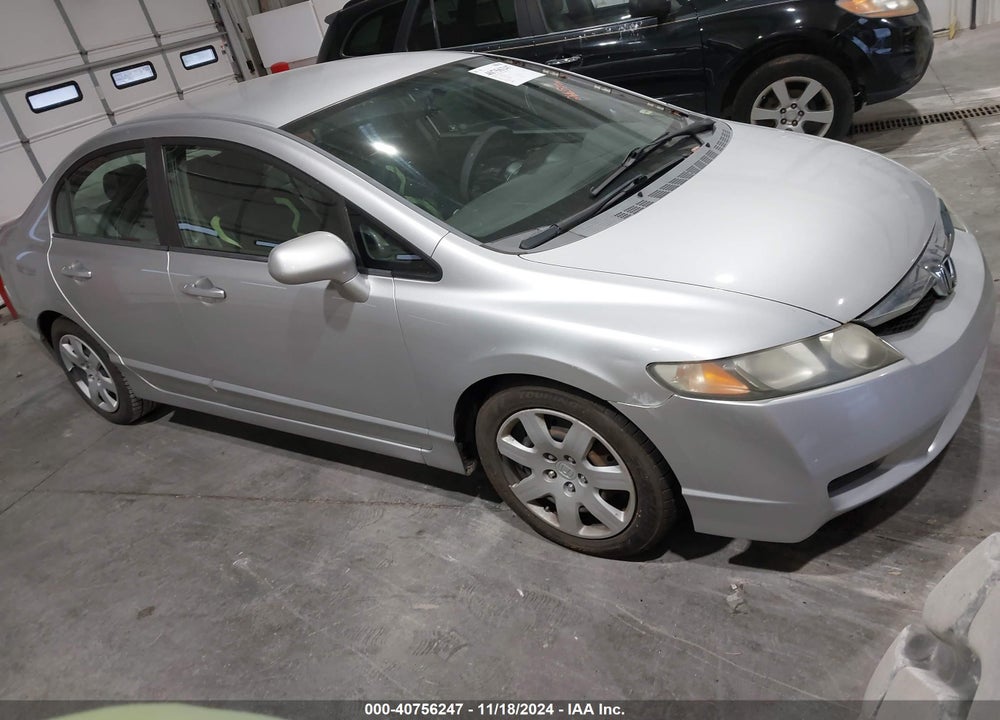 2009 HONDA CIVIC LX VIN: 1HGFA16579L028696