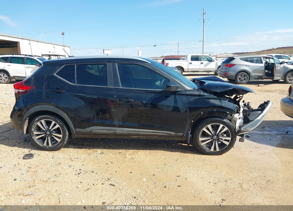 2018 NISSAN KICKS SV VIN: 3N1CP5CU4JL516700